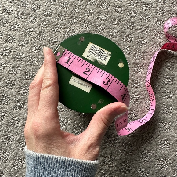 Winnie The Pooh Snow Globe - Picture 5 of 6